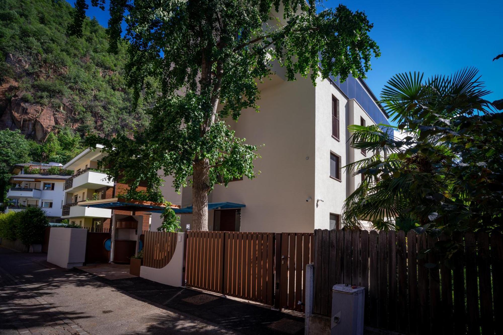 Wellness Smart Suites Bolzano Bagian luar foto